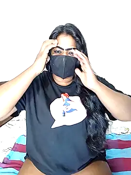 Snapshot of DISNI1997 chatting on January 18, 2025, 2:14 am DISNI1997 online show from January 18, 2025, 2:14 am