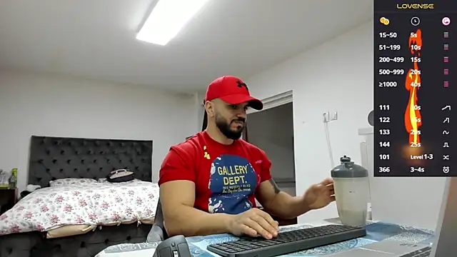 Snapshot of supermanboy94 chatting on February 11, 2026, 7:02 am supermanboy94 online show from February 11, 2026, 7:02 am