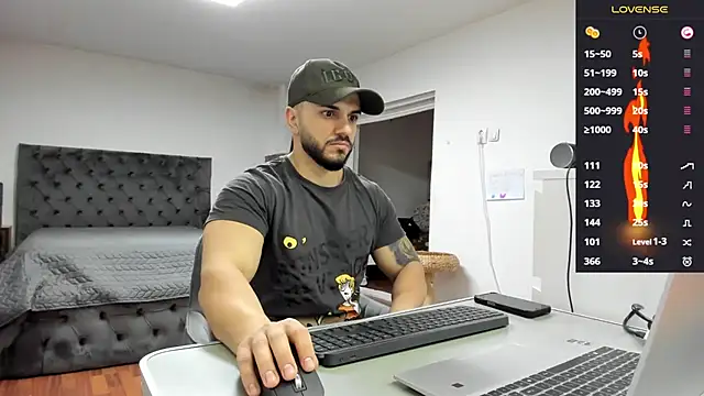 Snapshot of supermanboy94 chatting on March 23, 2026, 6:39 am supermanboy94 online show from March 23, 2026, 6:39 am