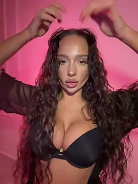 CardiSweetBaby online show from February 7, 2026, 5:38 pm