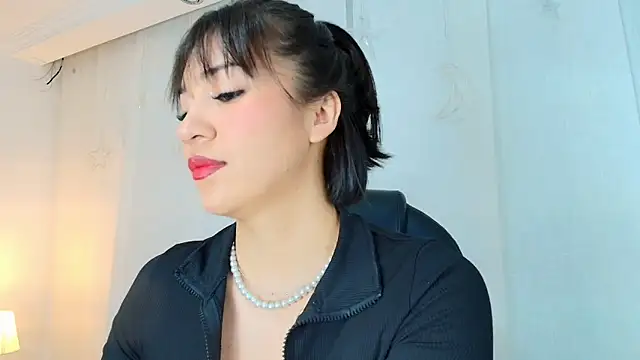 Snapshot of lina_bedoya_ chatting on June 5, 2026, 11:38 am lina bedoya online show from June 5, 2026, 11:38 am