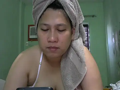 sweetsexysmile online show from December 3, 2025, 1:35 am