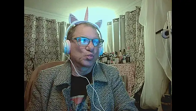 Snapshot of coryassman chatting on June 26, 2026, 5:45 am coryassman online show from June 26, 2026, 5:45 am