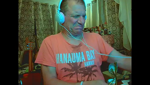 Snapshot of coryassman chatting on July 4, 2026, 5:35 am coryassman online show from July 4, 2026, 5:35 am