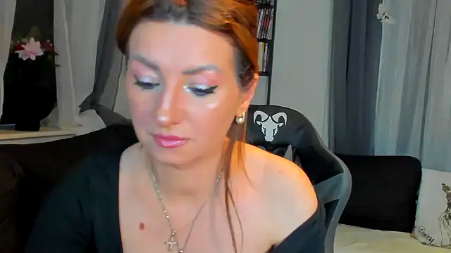 Snapshot of SweetAriana26 chatting on December 17, 2025, 1:39 pm SweetAriana26 online show from December 17, 2025, 1:39 pm