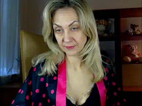 Tanya6547 online show from March 11, 2025, 8:09 am