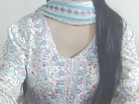 emma 06xh online show from June 12, 2026, 3:11 pm
