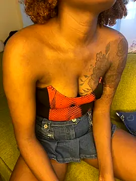 shishbabe online show from October 2, 2025, 1:40 pm