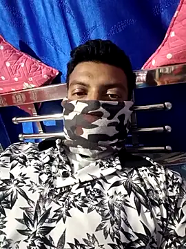 model yesx online show from February 21, 2026, 5:14 pm