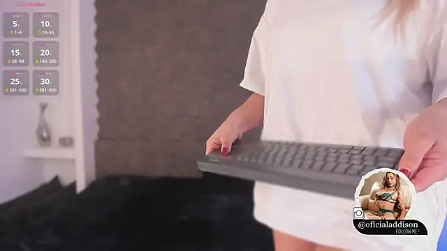 Snapshot of Addison_baker chatting on February 13, 2025, 7:52 pm Addison baker online show from February 13, 2025, 7:52 pm