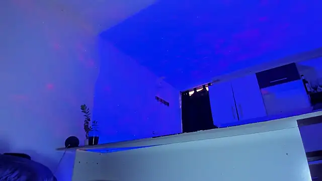 emperatrizhotwolf online show from January 30, 2025, 11:33 am