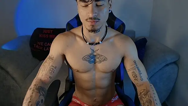 Thomas Fit1 online show from July 17, 2026, 12:34 pm