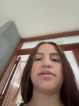 AnthonelaDuque online show from February 2, 2026, 12:04 pm