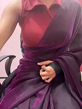 Snapshot of lallela chatting on January 5, 2025, 6:24 pm lallela online show from January 5, 2025, 6:24 pm