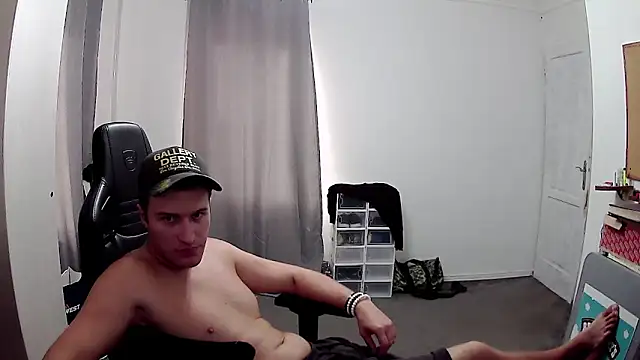 PKrisztian online show from September 27, 2025, 3:17 pm