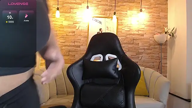 Snapshot of skeler_lovd_b_ chatting on March 18, 2025, 12:47 pm skeler lovd b online show from March 18, 2025, 12:47 pm