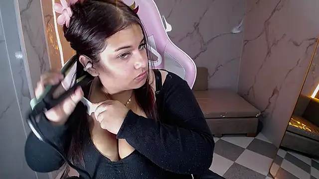 Snapshot of skeler_lovd_b_ chatting on October 30, 2025, 1:01 pm skeler lovd b online show from October 30, 2025, 1:01 pm