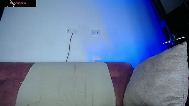 Snapshot of Palo_santo chatting on June 15, 2026, 6:48 am Palo santo online show from June 15, 2026, 6:48 am