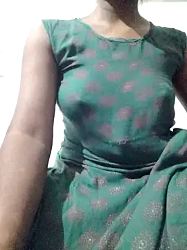 rituporna2004 online show from December 21, 2025, 2:19 am