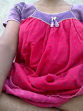 Snapshot of rituporna2004 chatting on June 17, 2026, 1:30 am rituporna2004 online show from June 17, 2026, 1:30 am