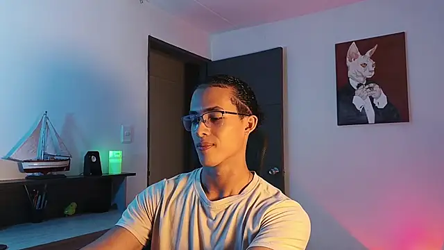 alejo x3 online show from November 30, 2025, 11:20 pm