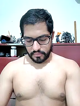 Snapshot of HombreS3n chatting on March 6, 2025, 9:31 pm HombreS3n online show from March 6, 2025, 9:31 pm