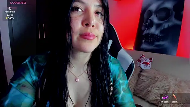 AilynRed online show from August 3, 2026, 3:49 am