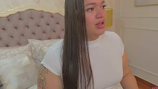GemaGranadoss online show from June 1, 2026, 8:32 pm