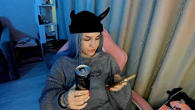 Ledy WWWII online show from January 22, 2025, 1:53 pm