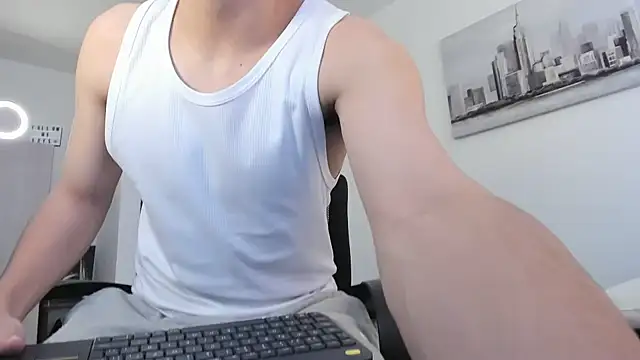 Snapshot of a_lejandro_0_8 chatting on March 13, 2025, 6:34 pm a lejandro 0 8 online show from March 13, 2025, 6:34 pm