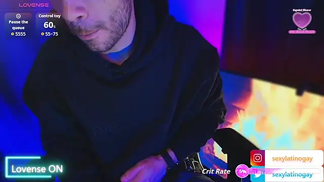 sexyboycolombi4 online show from May 30, 2026, 8:55 am