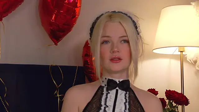 Snapshot of MilaDemies chatting on January 5, 2025, 3:32 am MilaDemies online show from January 5, 2025, 3:32 am