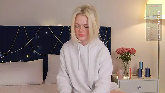 Snapshot of MilaDemies chatting on January 28, 2025, 3:25 am MilaDemies online show from January 28, 2025, 3:25 am