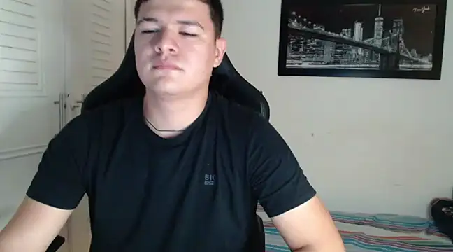 Snapshot of Plug_Control chatting on December 11, 2024, 4:18 am Plug Control online show from December 11, 2024, 4:18 am