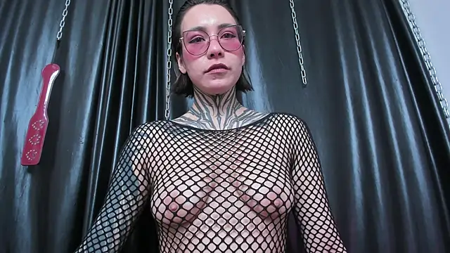 K Intraven0us online show from July 19, 2026, 4:11 pm