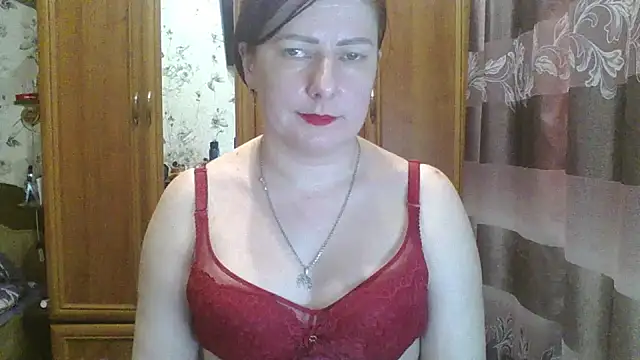 Snapshot of SophieNightAh chatting on February 6, 2025, 2:26 pm SophieNightAh online show from February 6, 2025, 2:26 pm