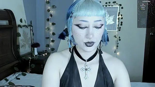 Snapshot of BlueBerry____ chatting on September 10, 2025, 10:10 pm BlueBerry online show from September 10, 2025, 10:10 pm