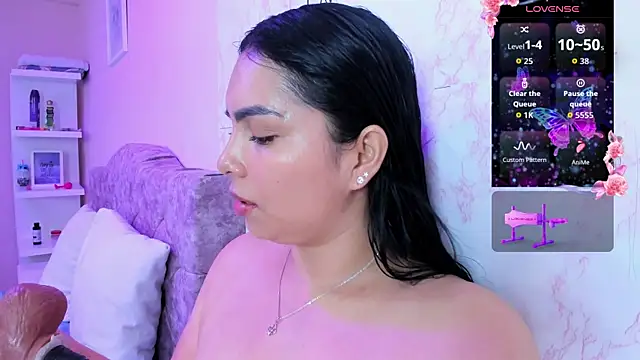Snapshot of evelinn_belen chatting on May 9, 2026, 12:21 pm evelinn belen online show from May 9, 2026, 12:21 pm