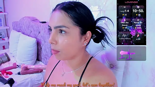 Snapshot of evelinn_belen chatting on June 13, 2026, 11:41 am evelinn belen online show from June 13, 2026, 11:41 am