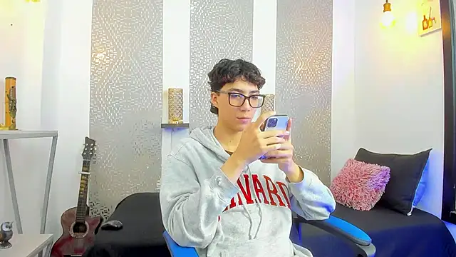 Nikolay Gregori online show from February 28, 2025, 3:37 am