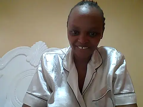 Sexxy-Shie online show from August 3, 2026, 9:15 am