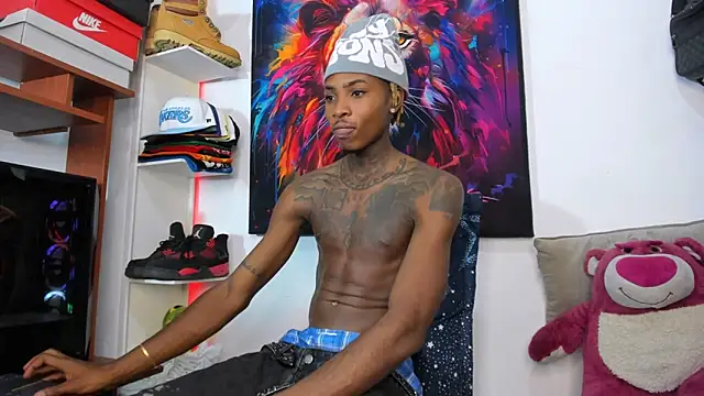 Snapshot of Pantera_black_21 chatting on September 15, 2025, 9:04 pm Pantera black 21 online show from September 15, 2025, 9:04 pm