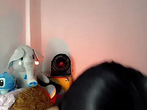 Gorrion   online show from May 26, 2026, 10:06 pm