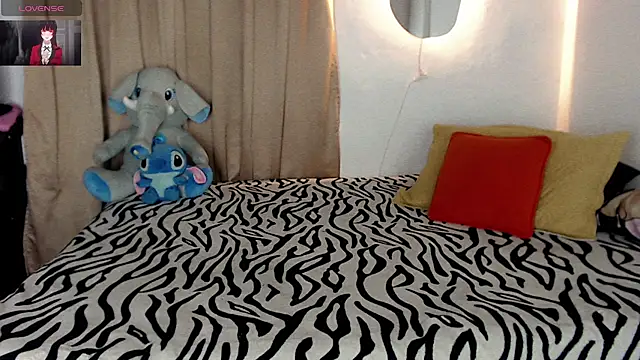 Gorrion   online show from June 16, 2026, 11:51 pm