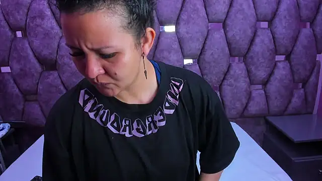 AlaSmith online show from October 21, 2025, 1:17 am