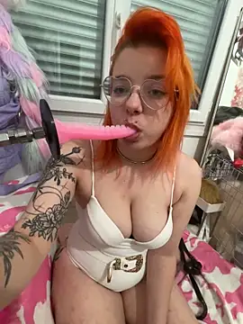 LaskaLeRoomba online show from April 26, 2026, 9:23 pm