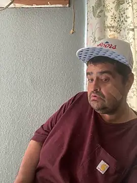 Miguel16i online show from December 8, 2024, 9:08 pm