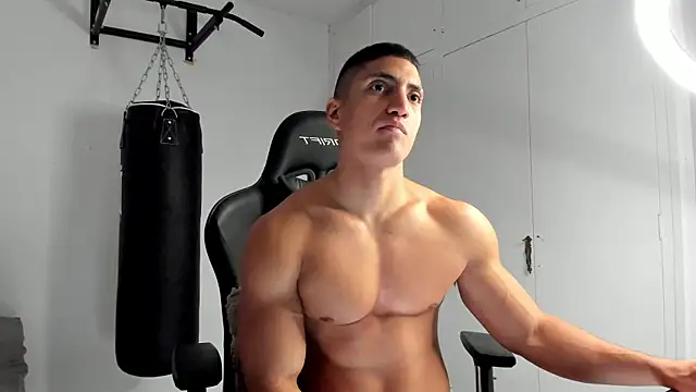 dan01  online show from November 8, 2025, 2:50 pm