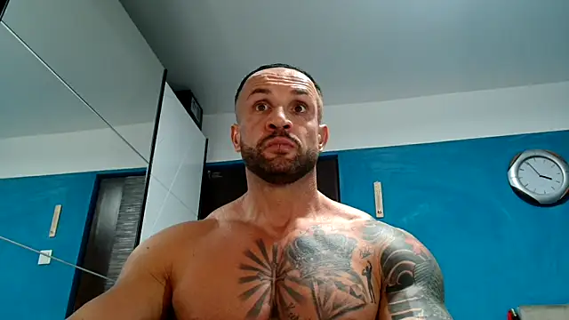 Magnificmuscles89 online show from October 8, 2025, 12:58 pm