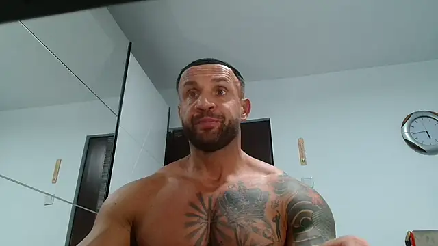 Magnificmuscles89 online show from February 23, 2026, 3:42 pm